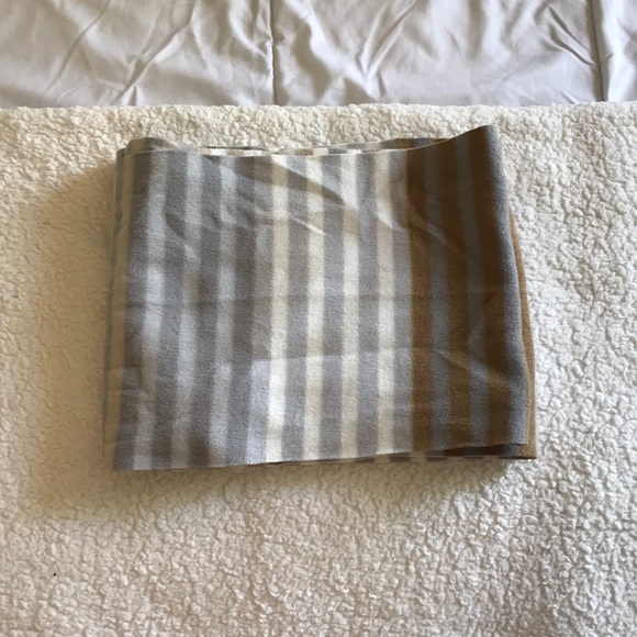 Infinity scarf - Picture 3 of 3